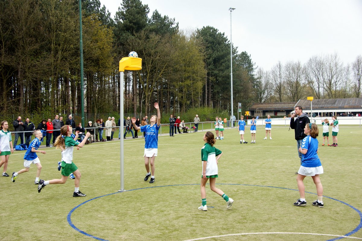 Korfbal D2 14 april-005.JPG